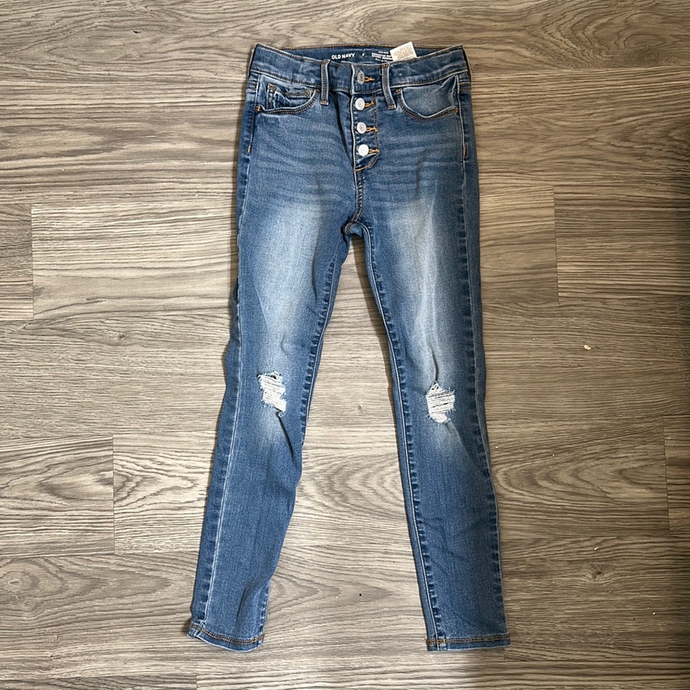 Size 8 Old Navy Rockstar Super Skinny Jeggings